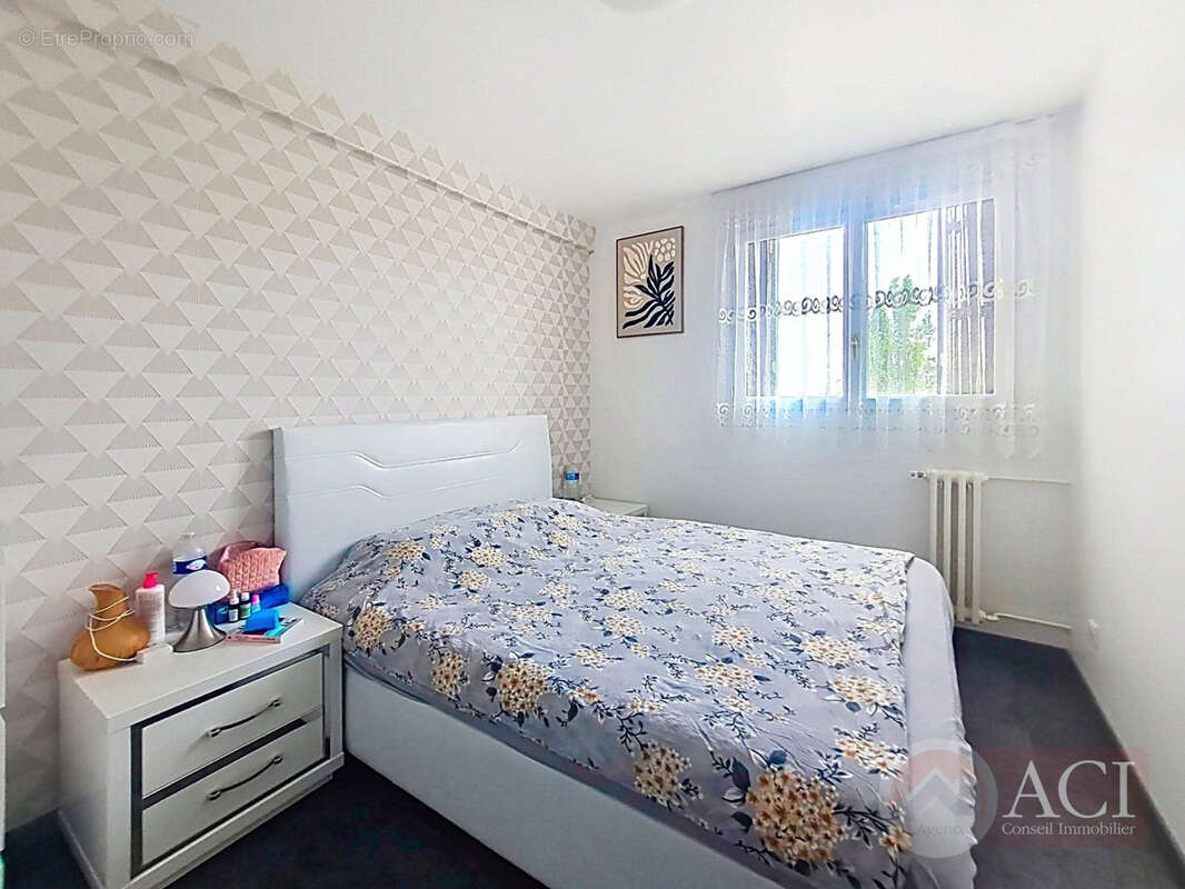 Appartement à EPINAY-SUR-SEINE
