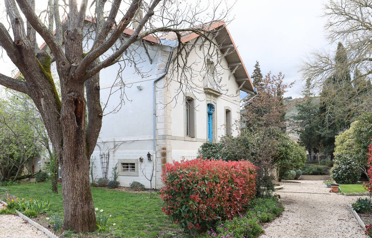 Maison à CARCASSONNE