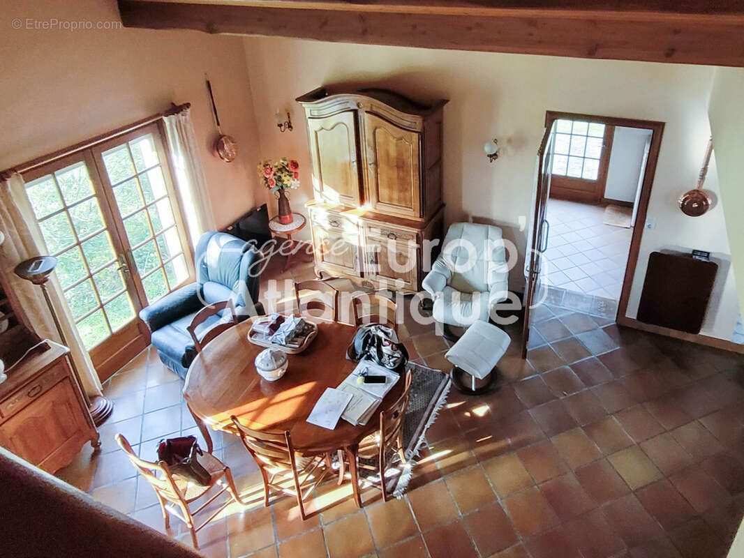 Maison à LES MATHES