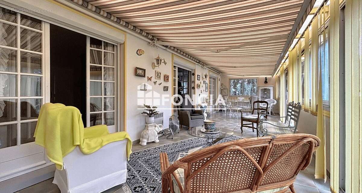 Maison à BIEVILLE-BEUVILLE