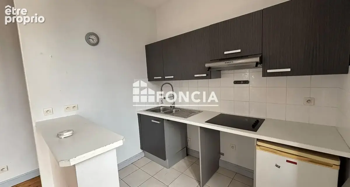 Charmant T2 de 39 m² au cœur d'Agen – Immeuble haussmannien avec double balcon - photo 4