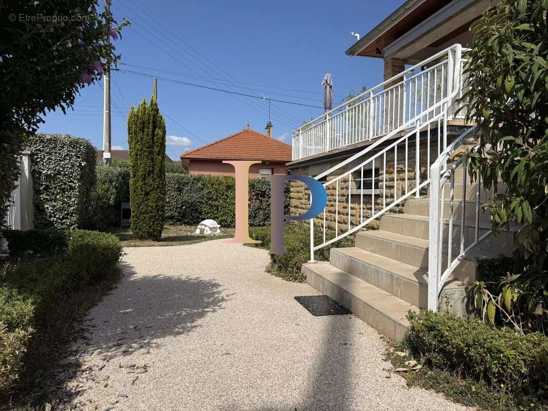 Maison centre-ville - photo 3