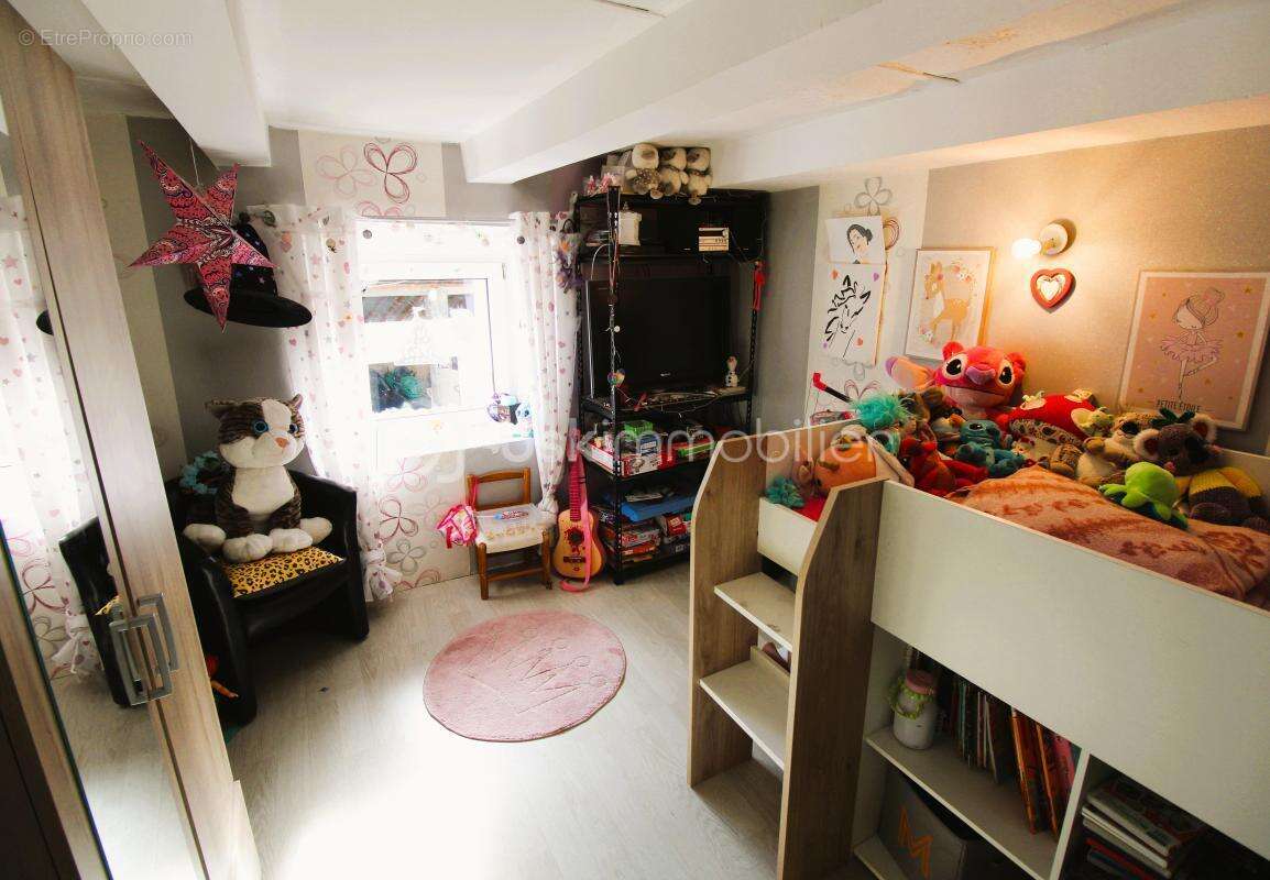 Maison à MENONCOURT