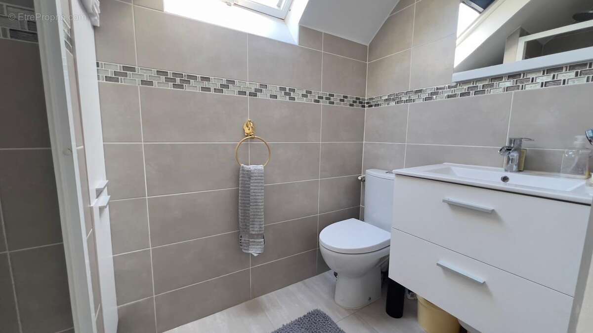 Maison à NEUILLY-SUR-MARNE