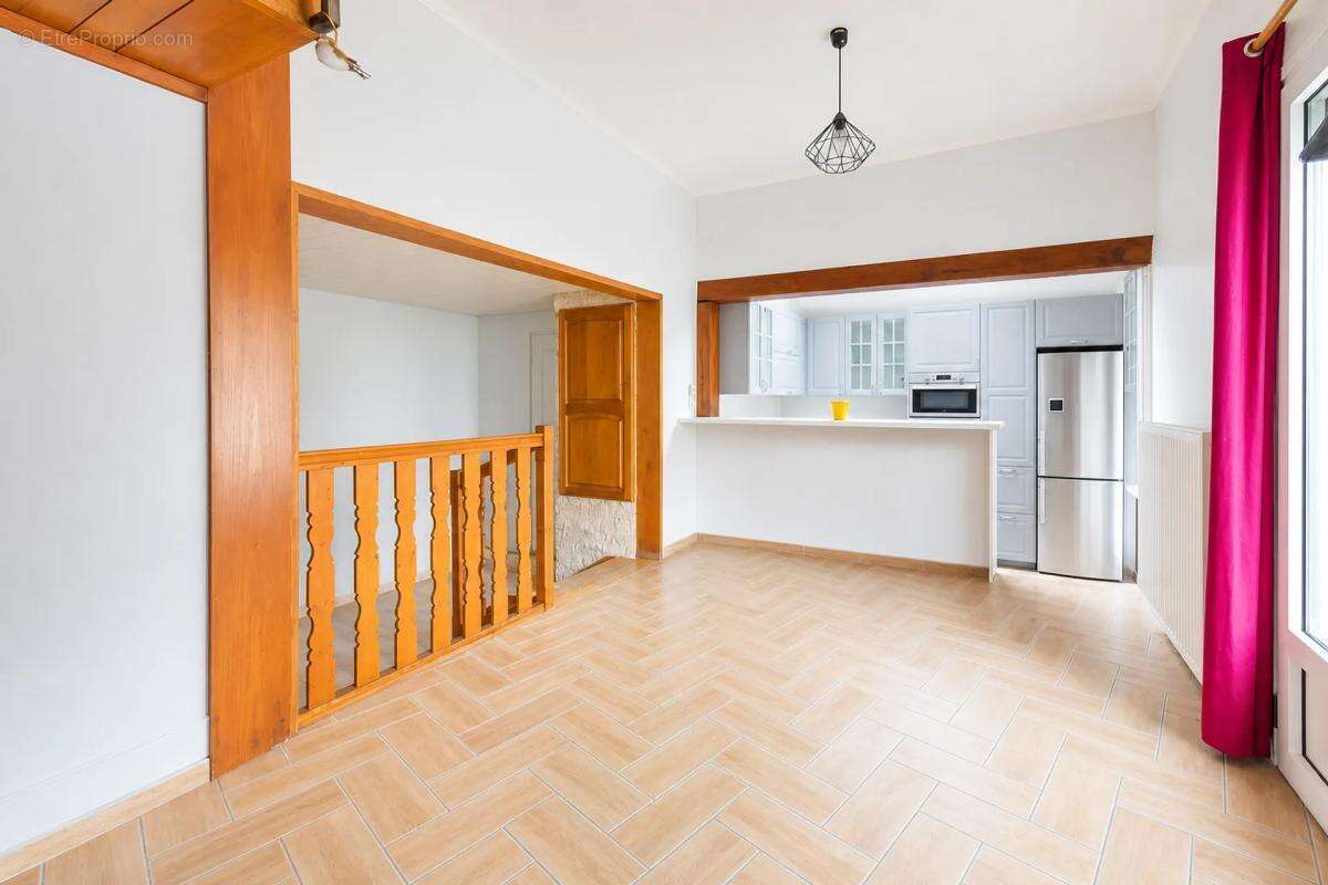 Maison à LE BLANC-MESNIL