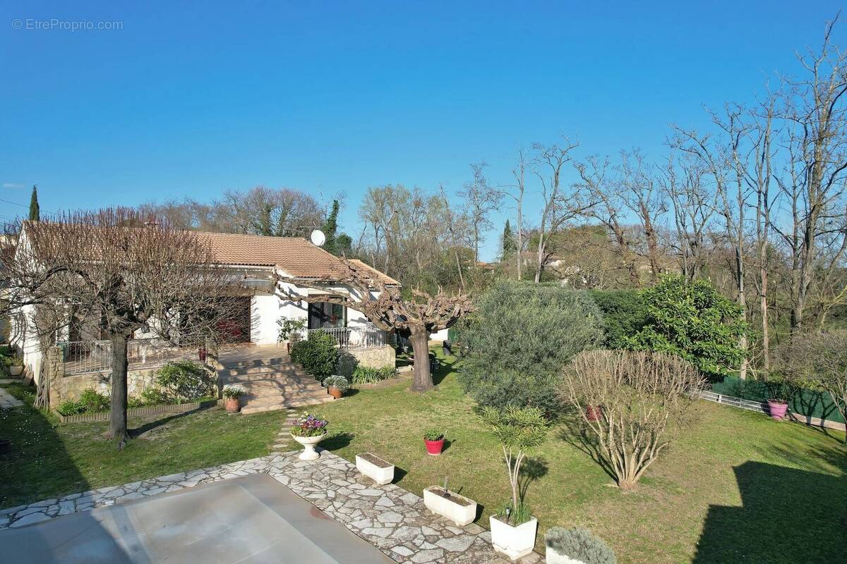 Maison à UZES