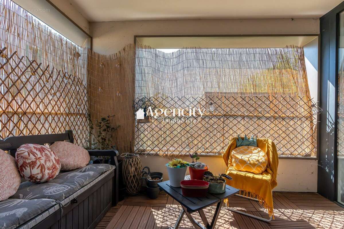 Appartement à TORCY