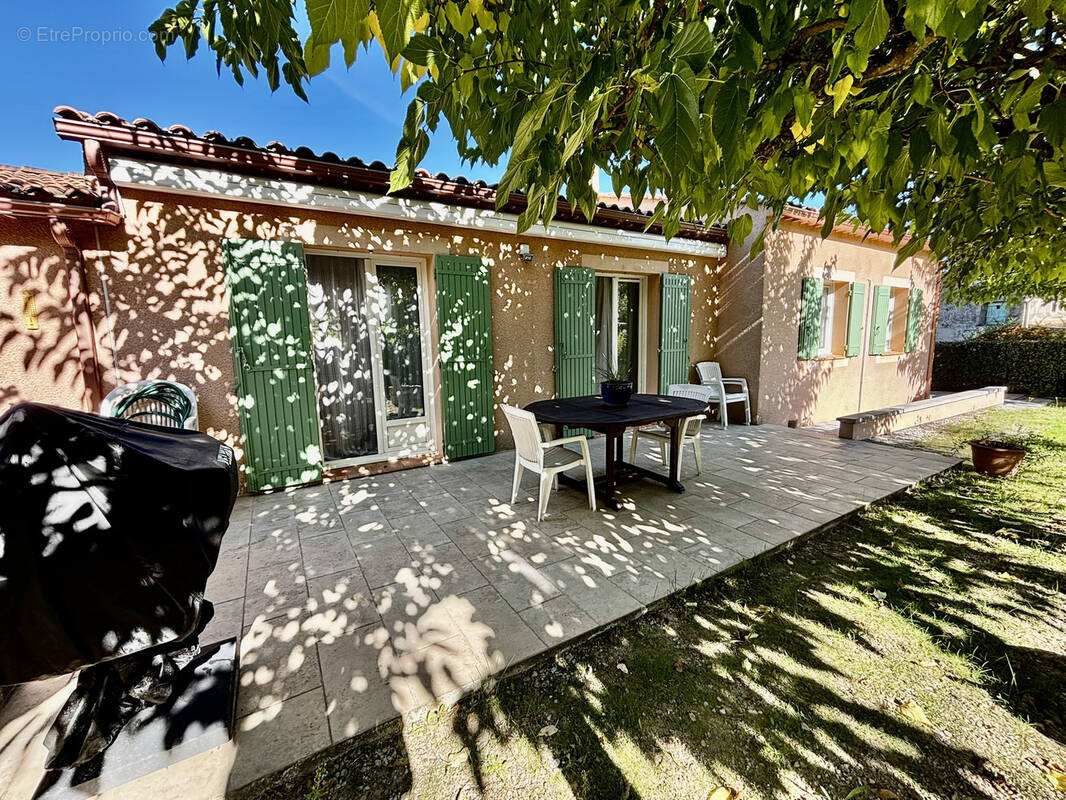 Maison à ENTRECHAUX
