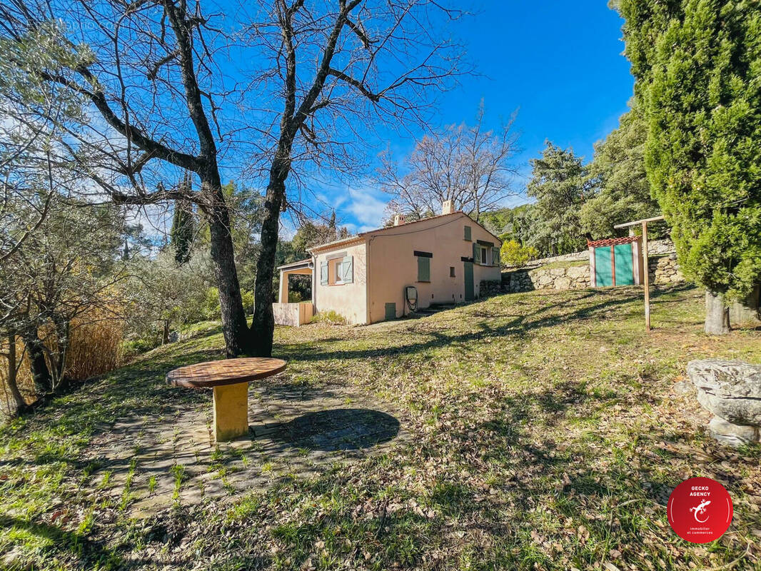 Maison à FIGANIERES