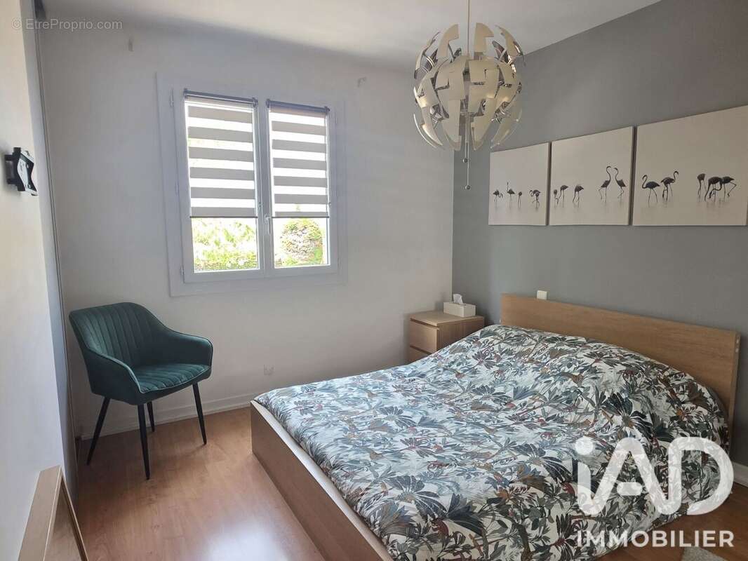 Maison 110 m² à Naves  - photo 8