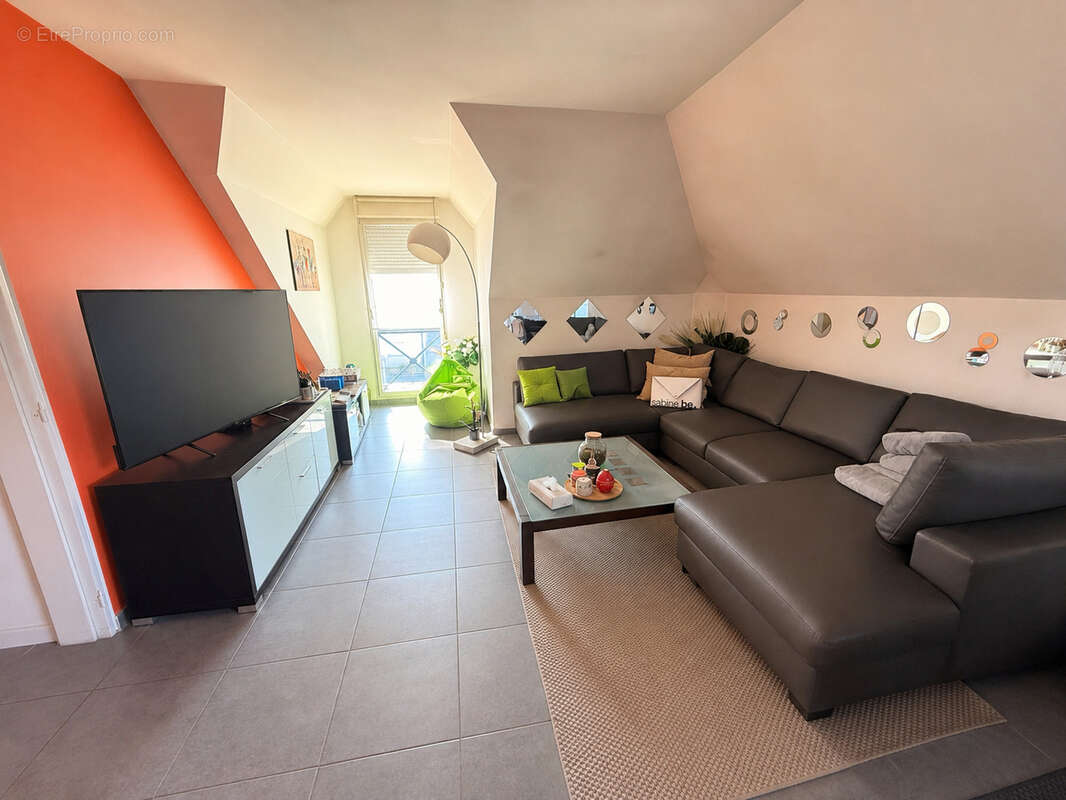 Appartement t3 - 73.11m2 - olivet - photo 5