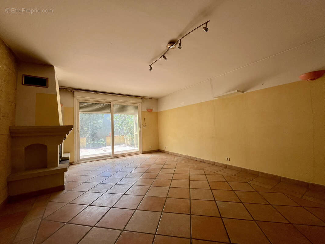 Maison de style comprenant 2 logements sur 1540m2 de parcelle divisible - photo 27