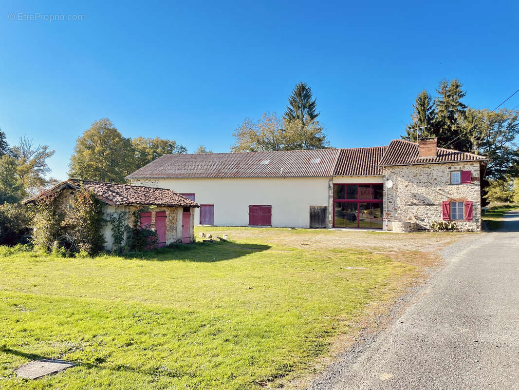 Maison à SAINT-CHRISTOPHE