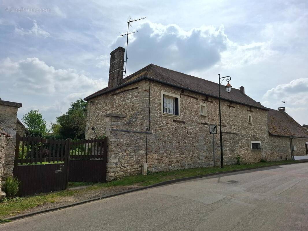 Photo 1 - Maison à CHAUFOUR-LES-BONNIERES