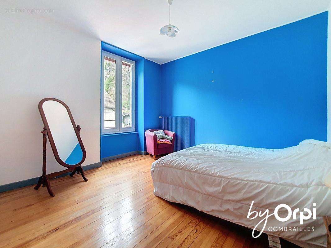 Appartement à PONTAUMUR