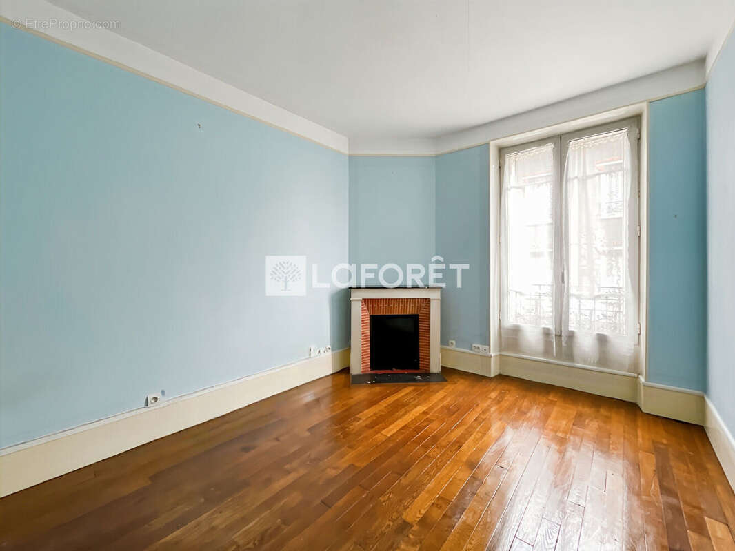 Appartement à MAISONS-ALFORT