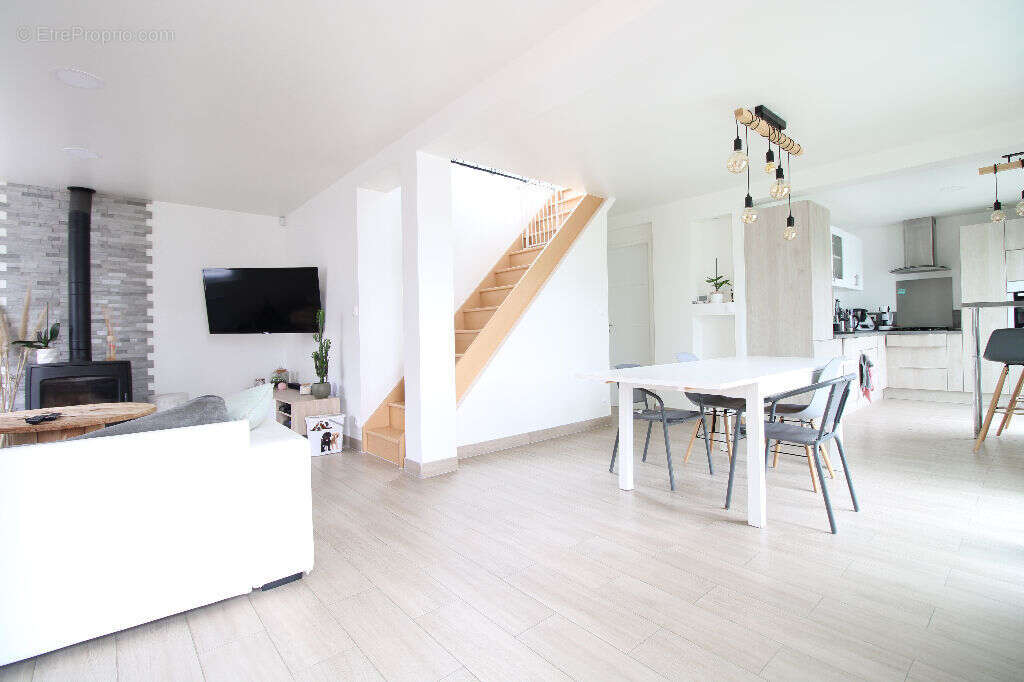 Maison à SOLERS