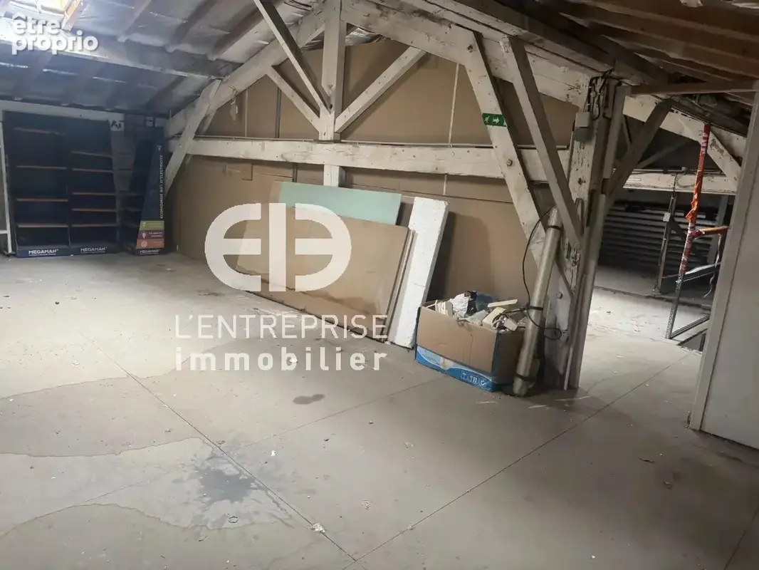 A louer entrepot bureaux 280m² nice est proche voie mathis gare saint roch - photo 2