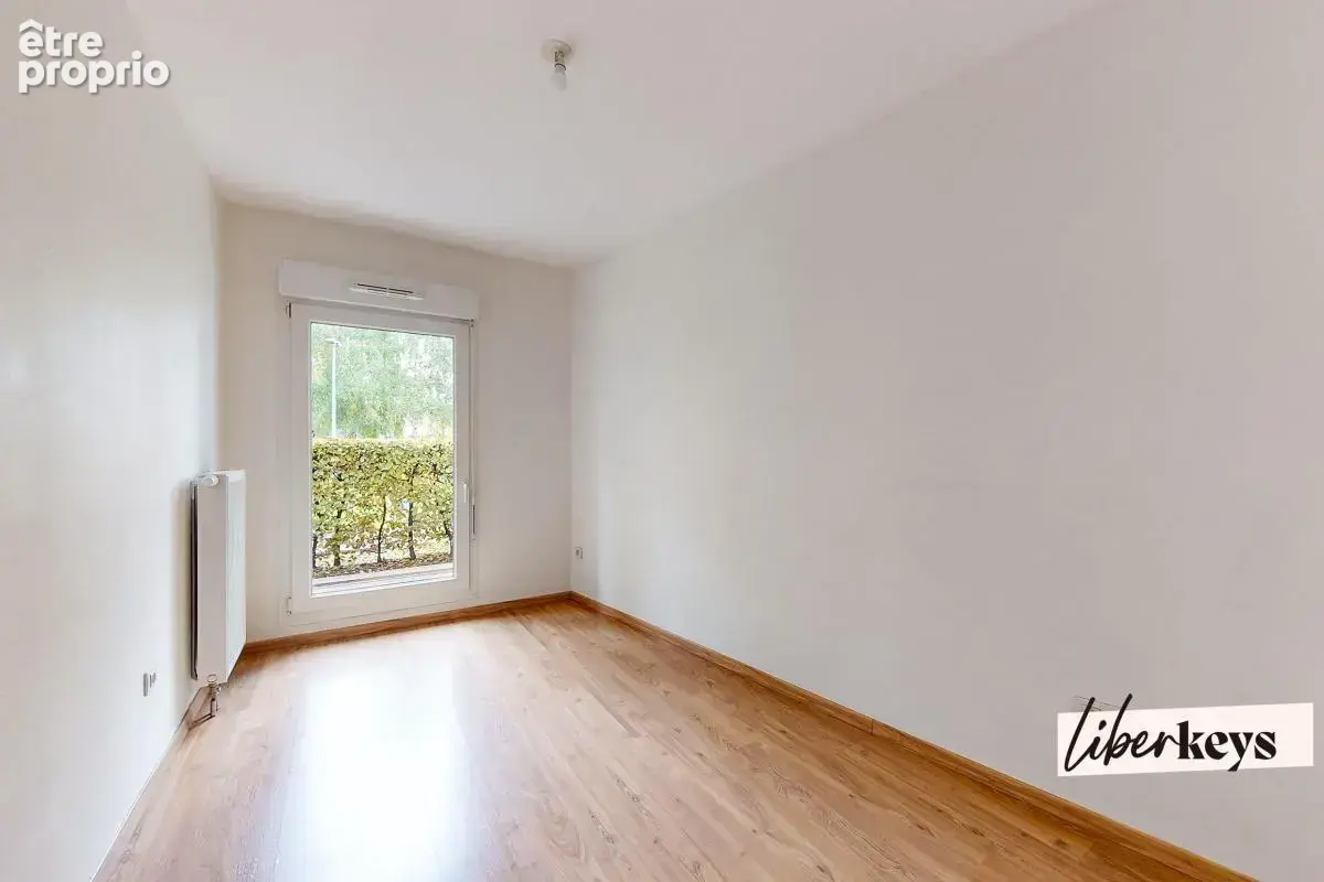 Immeuble basse consommation - T3 - 69m² + terrasse + garage fermé - photo 8