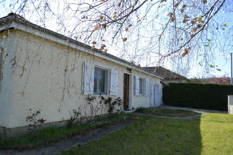 Maison à SAINT-BARTHELEMY-DE-VALS