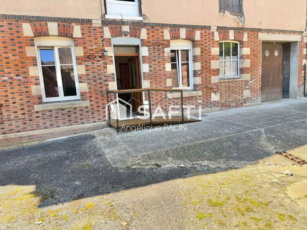 Photo 8 - Maison à LA NEUVILLE-AU-PONT
