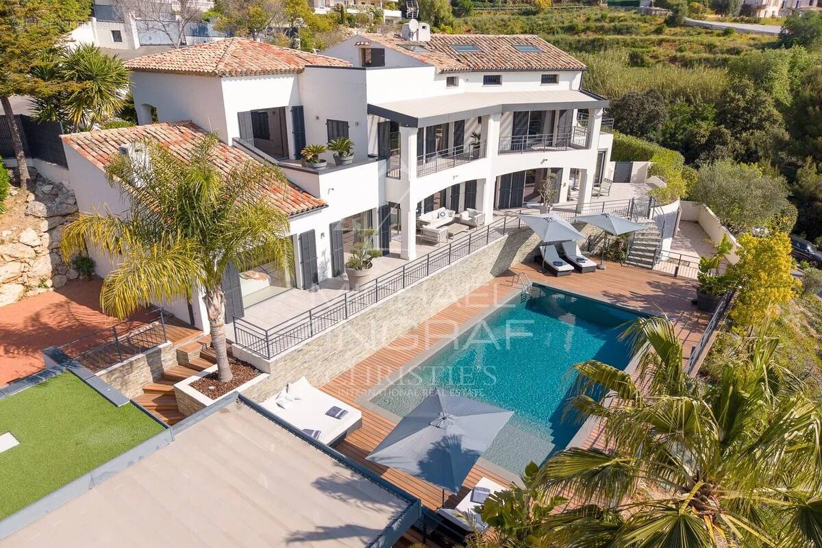 Maison à CAGNES-SUR-MER