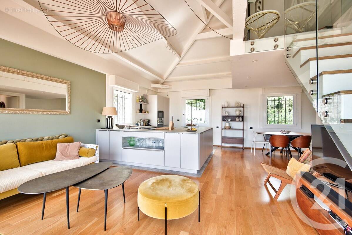 Appartement à VILLEFRANCHE-SUR-MER