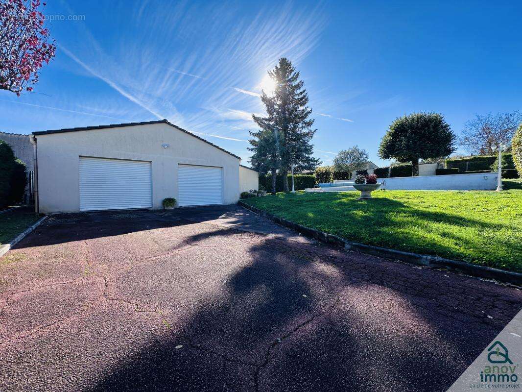 Maison à CHATEAUNEUF-SUR-CHARENTE