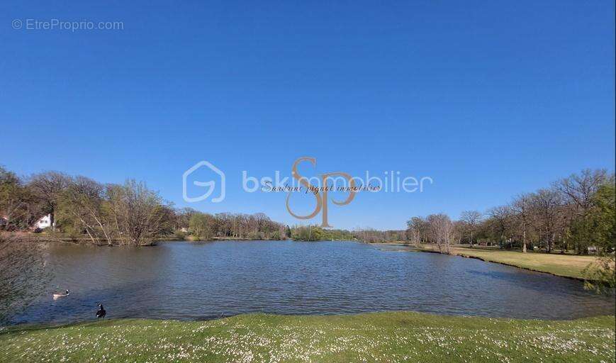 Maison à BAZOCHES-SUR-LE-BETZ