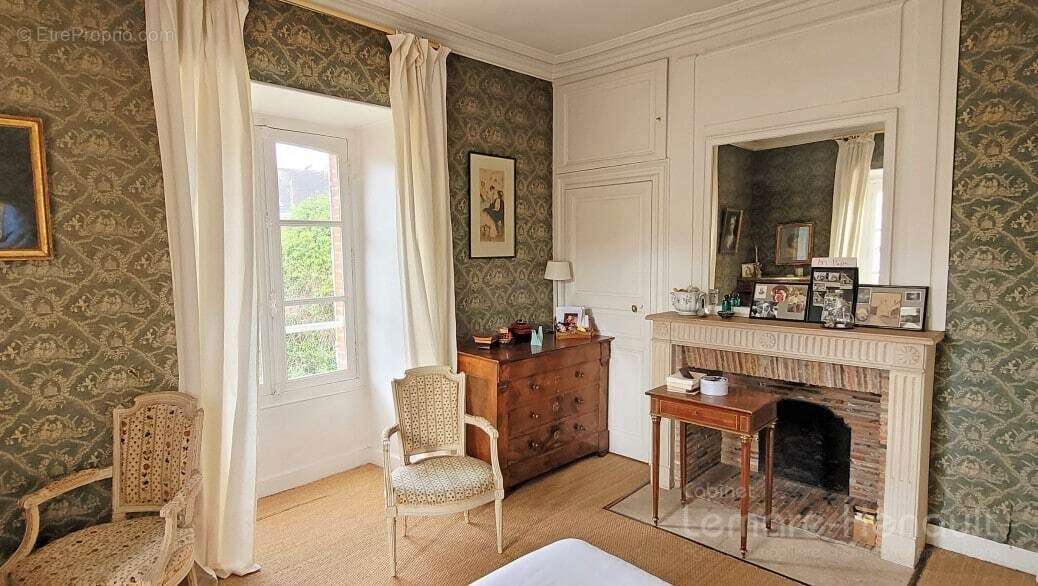 Superbe propriété de 240 m² env sur 650 m² de terrain - photo 4