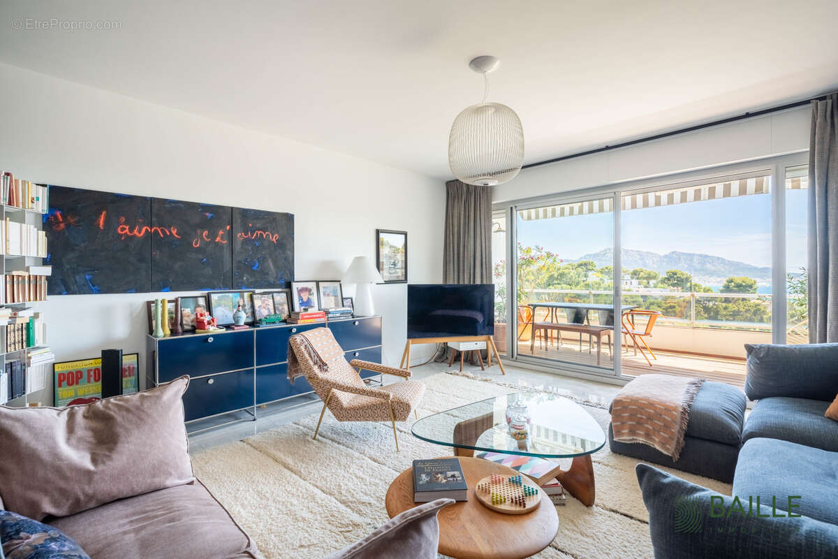 Appartement à MARSEILLE-8E