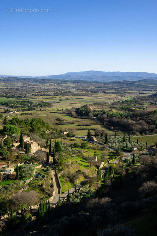 Autre à L'ISLE-SUR-LA-SORGUE