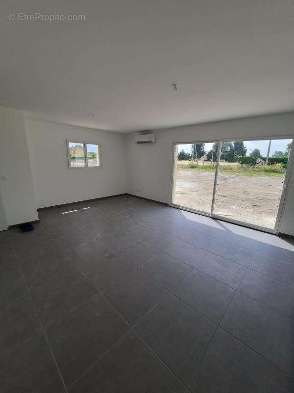 Terrain à CARPENTRAS