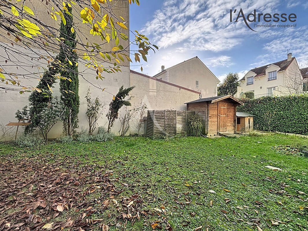 Appartement à SURESNES