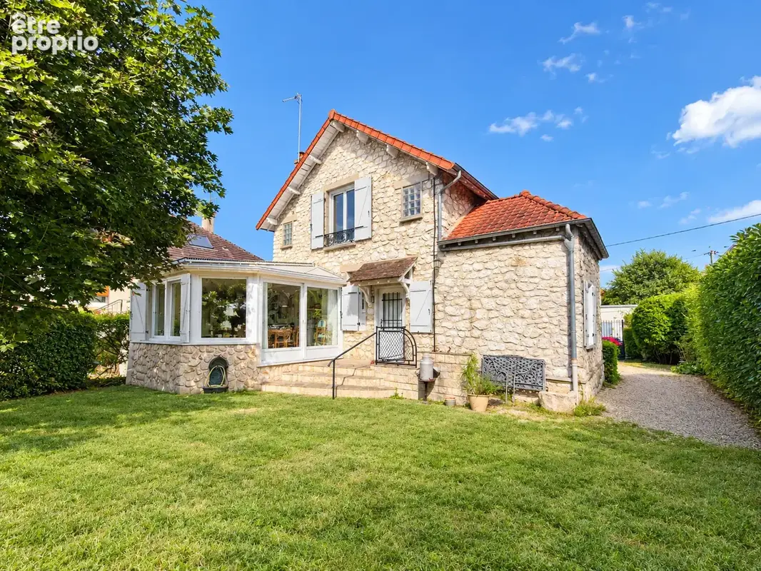 Photo Maison à Moret-Sur-Loing au prix de 416 000€