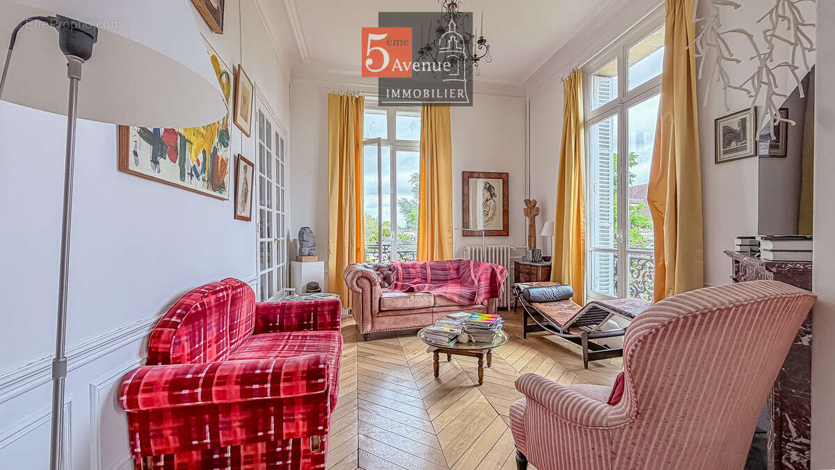 Appartement de caractère de 130m2. Centre de Senlis à pied - photo 6