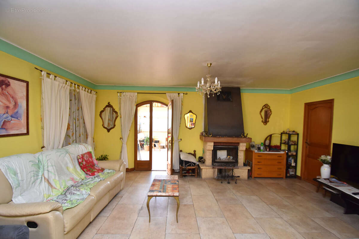 Maison à SAINT-PAUL-EN-FORET