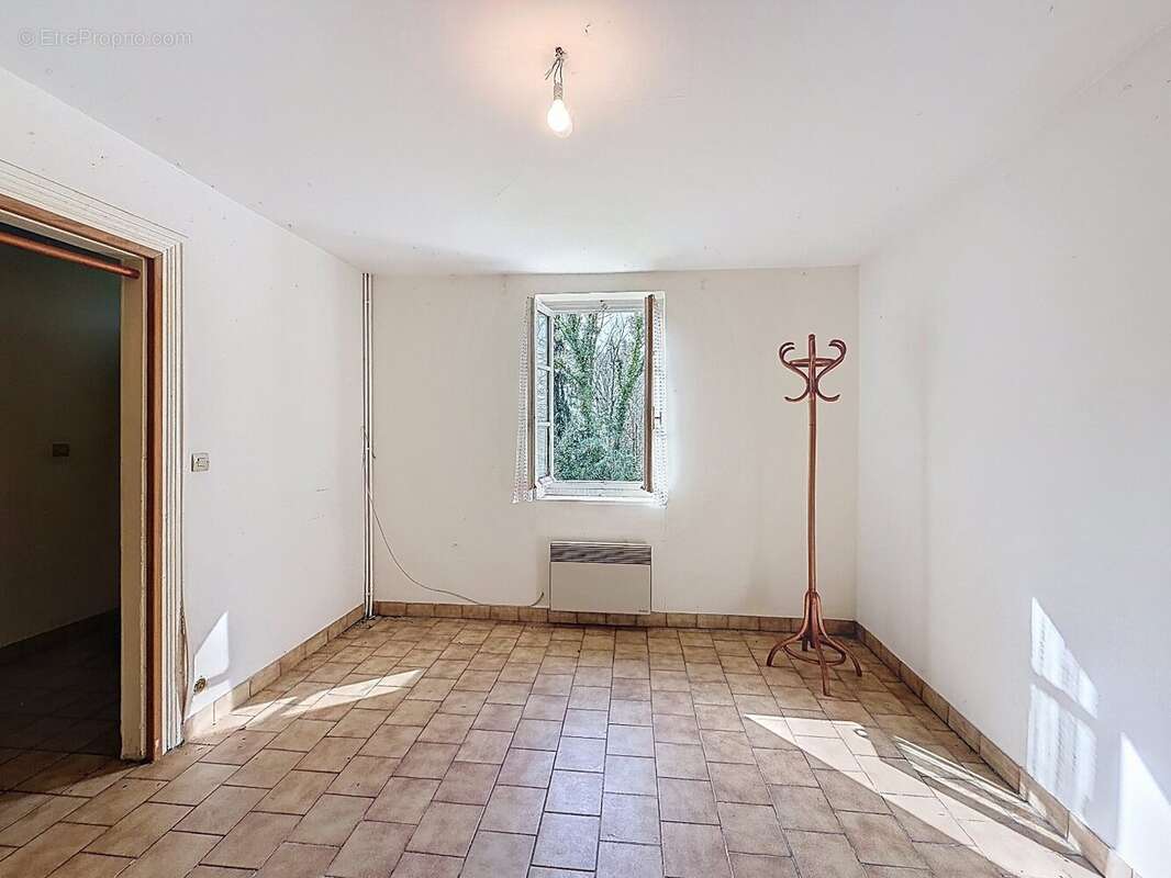 Maison à SURVILLE