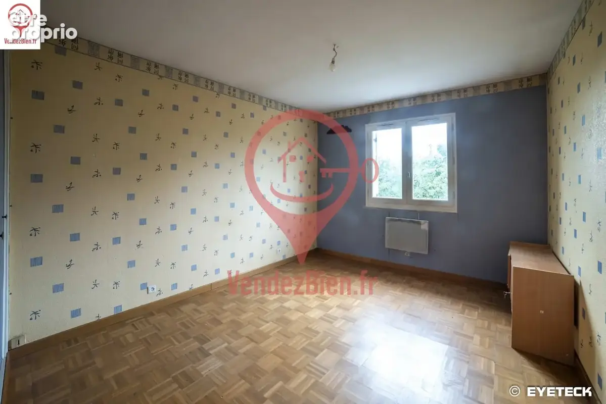 Maison familiale de 126 m2 (plus de 140 m2 au sol) - Terrain 743m2 - photo 8