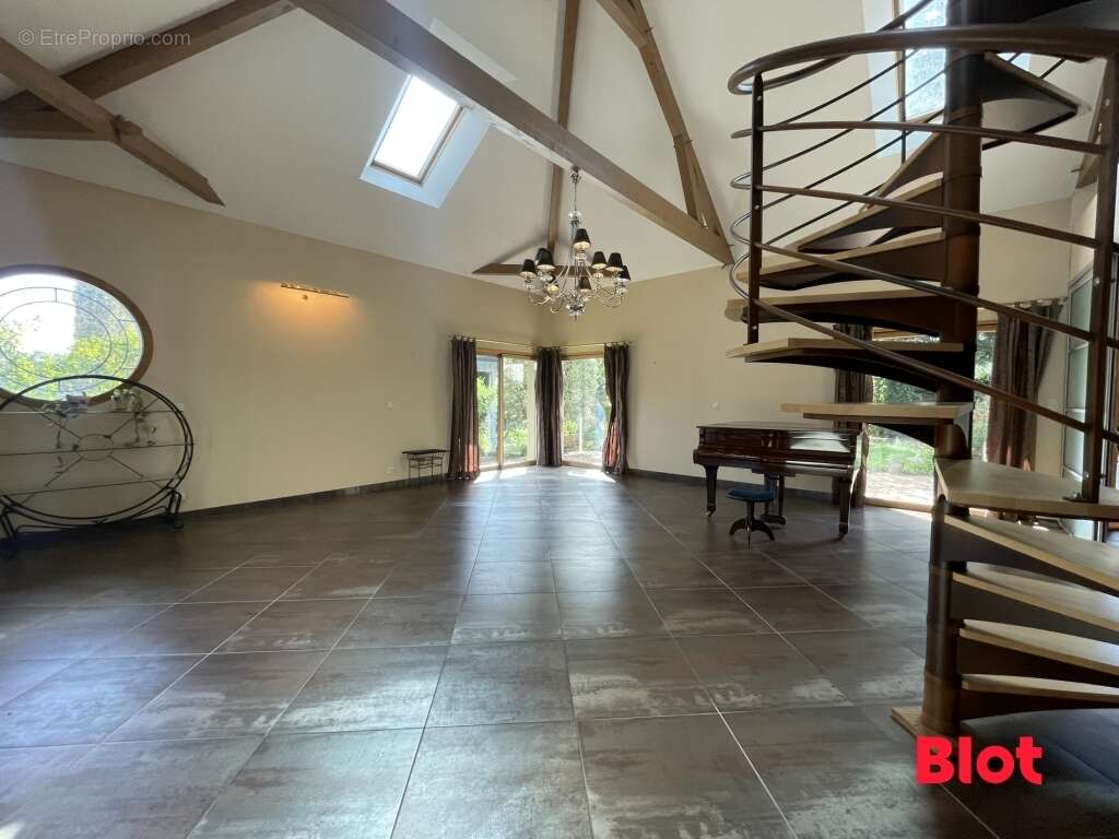 Maison à BAIN-DE-BRETAGNE