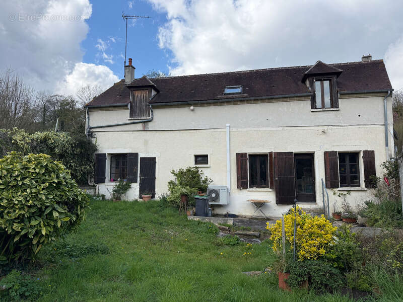 Maison à GRISY-LES-PLATRES