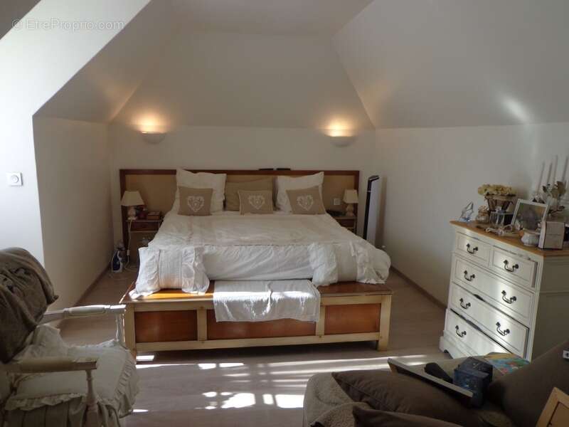 Maison à PONT-SAINTE-MAXENCE