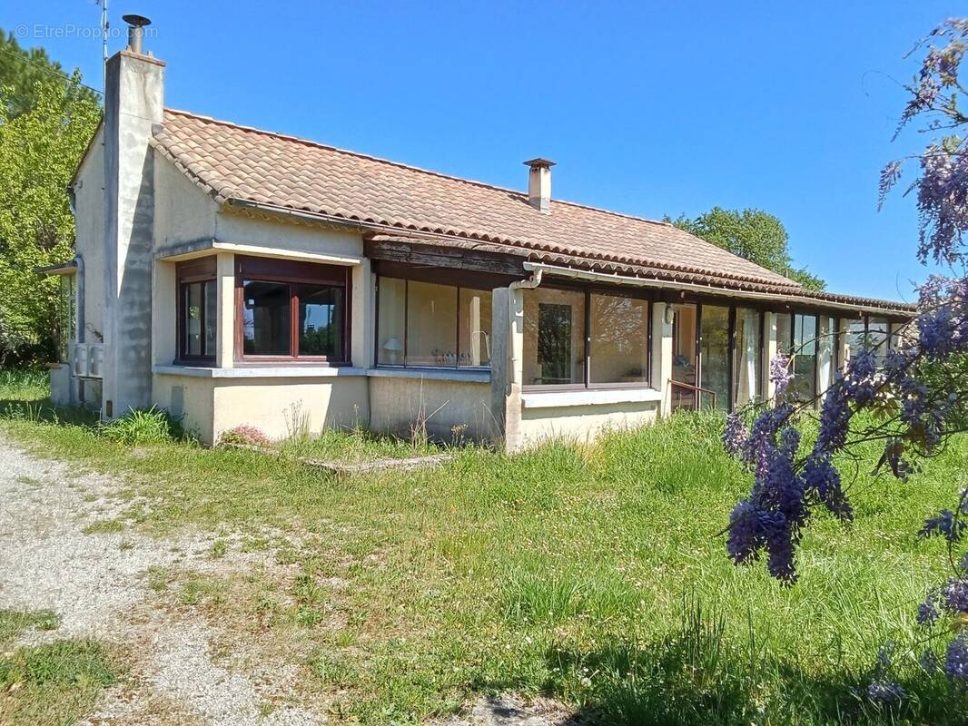 Maison à DURFORT-ET-SAINT-MARTIN-DE-SOSSENAC