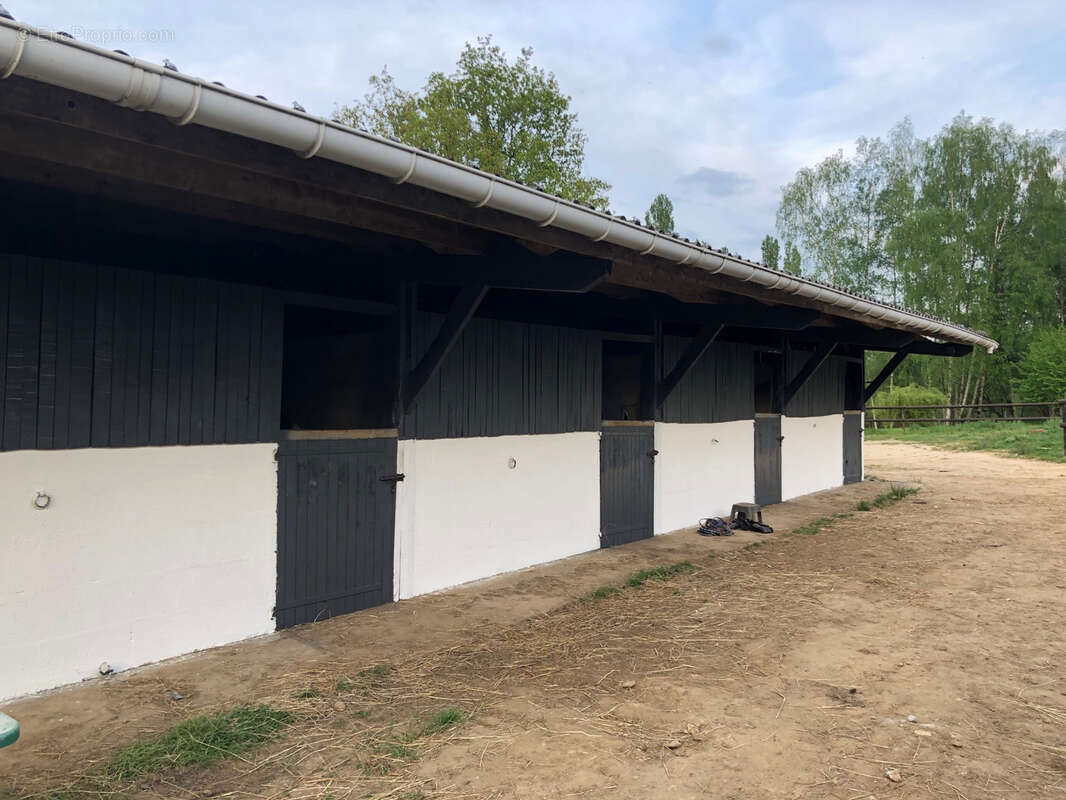 Maison à SEMUR-EN-VALLON
