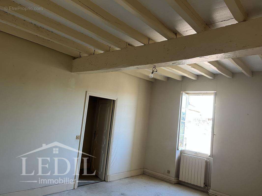 Maison à CASTELCULIER