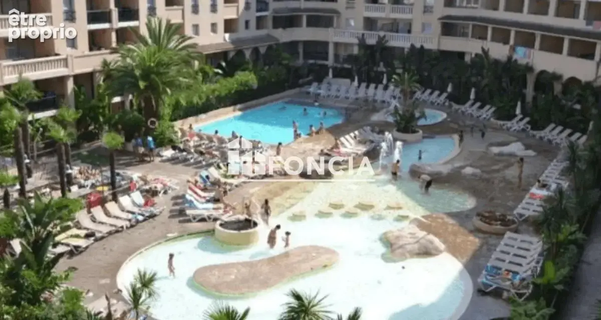 Deux pièces face à la mer à Cannes La Bocca, avec piscine et locataire en place - photo 3