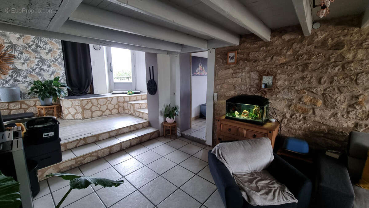 20260316_152431 - Maison à SAINT-PARDOUX-LA-RIVIERE