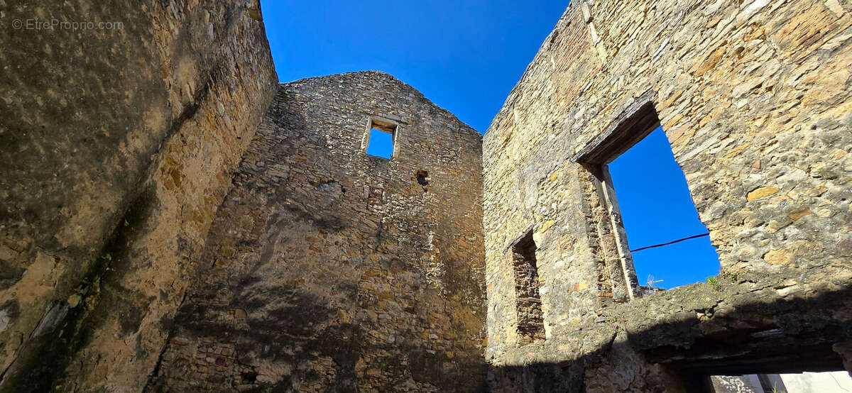 Maison à BAGNOLS-SUR-CEZE