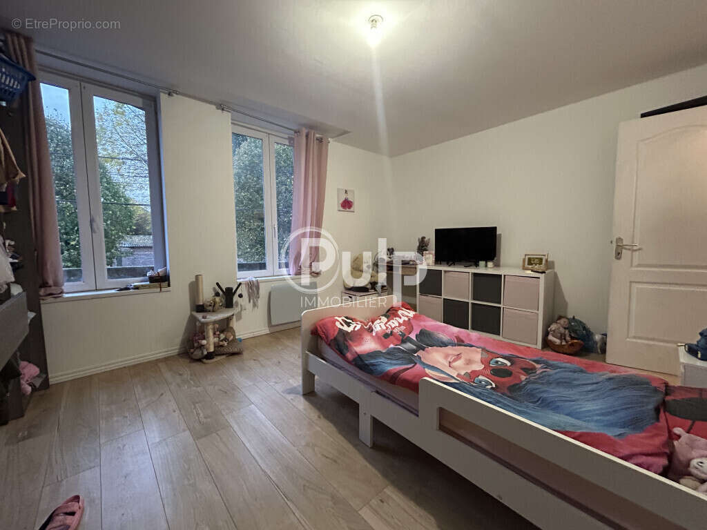 Appartement à CALONNE-RICOUART