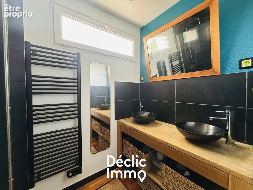 La Rochelle  Maison familiale rénovée 4 chambres avec jardin et garage - photo 12